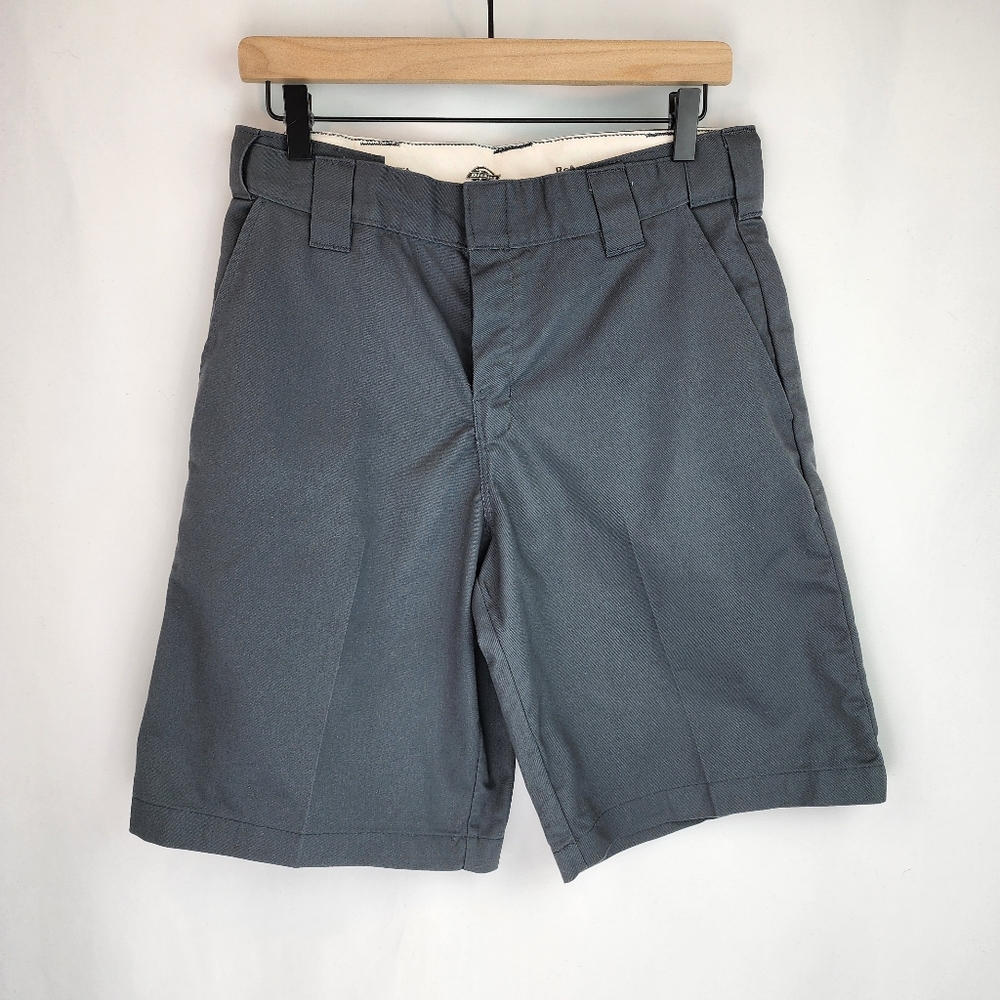 Dickies Men's Grey Flex Relaxed Fit Shorts Size 30
